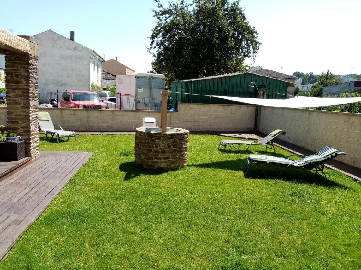 Albergue Oasis Sarria Exteriör bild