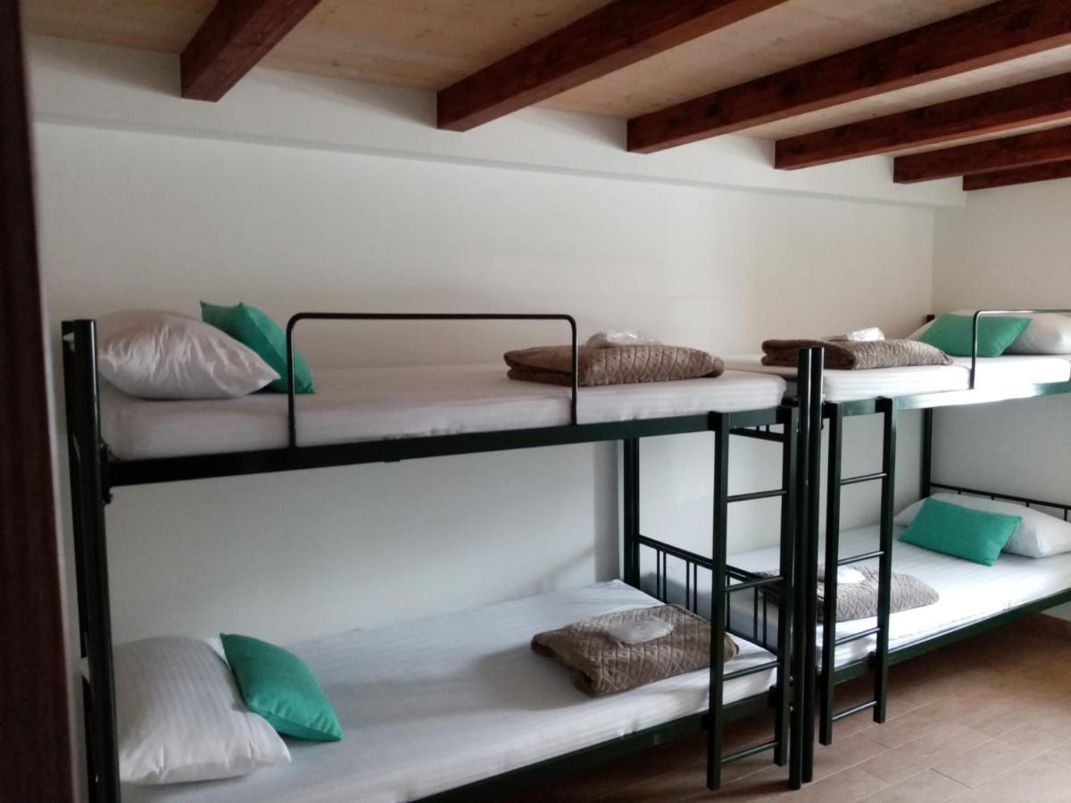 Albergue Oasis Sarria Exteriör bild